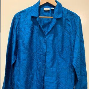 Chico's blue silk shirt/blouse sz3 or XL